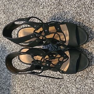 Chinese laundry black wedges